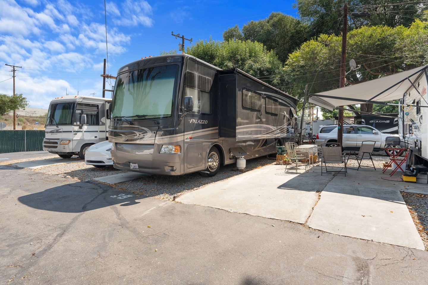Arbor Village Homes & RV Community