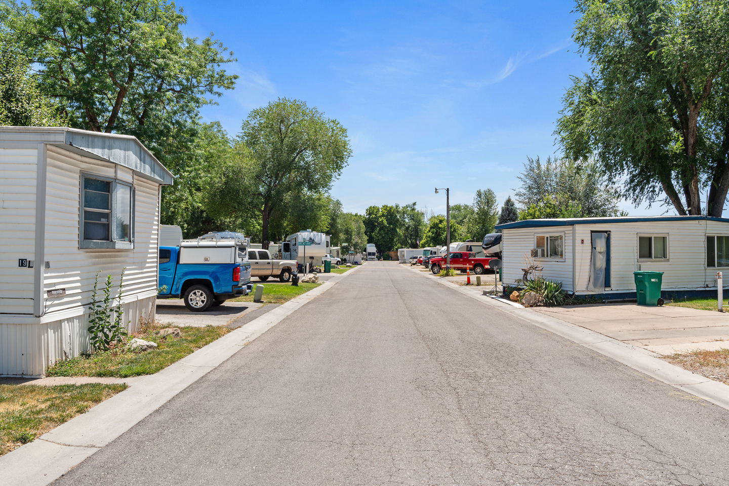 Circle L Homes & RV Community