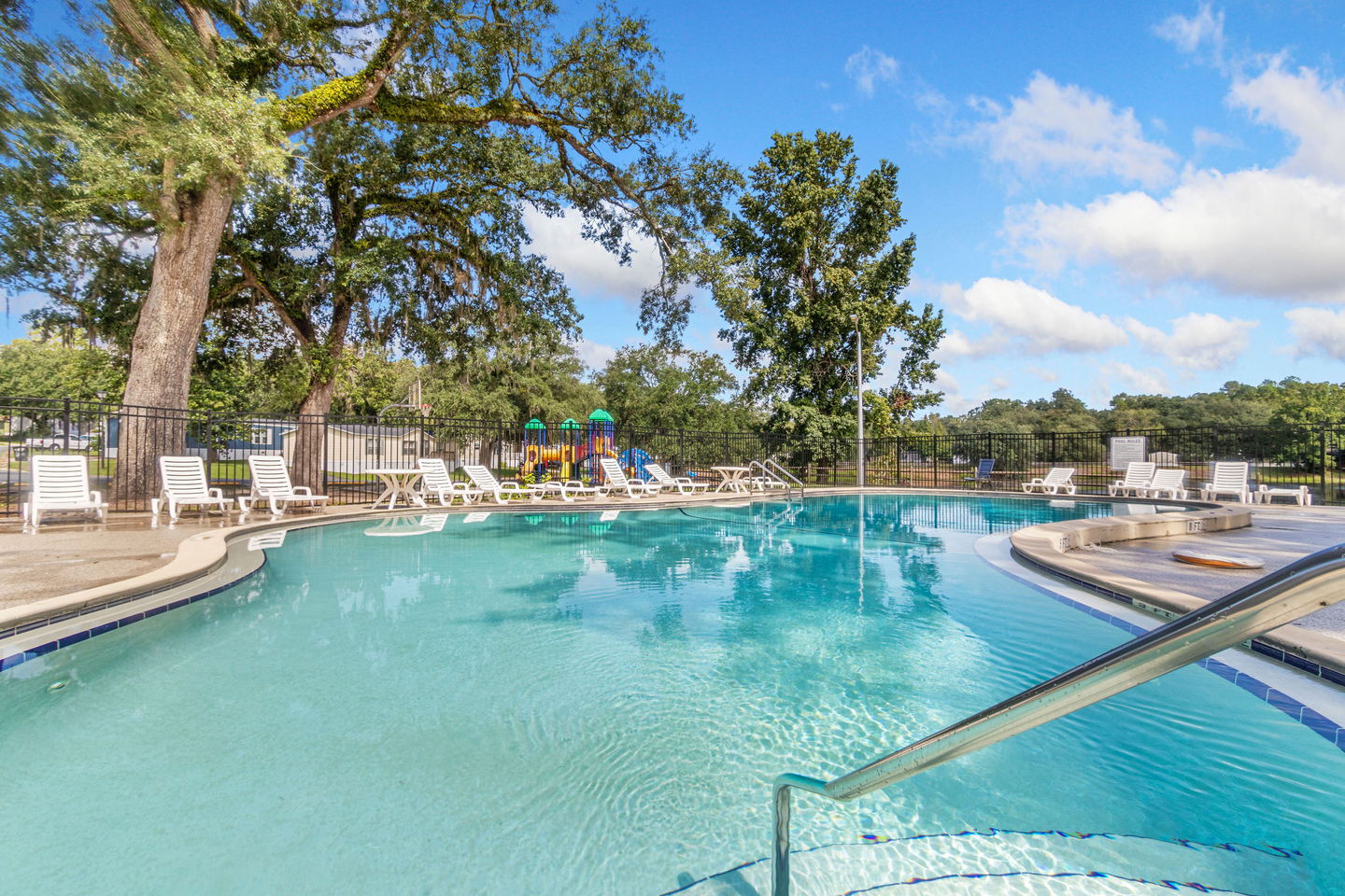 Cascades Village