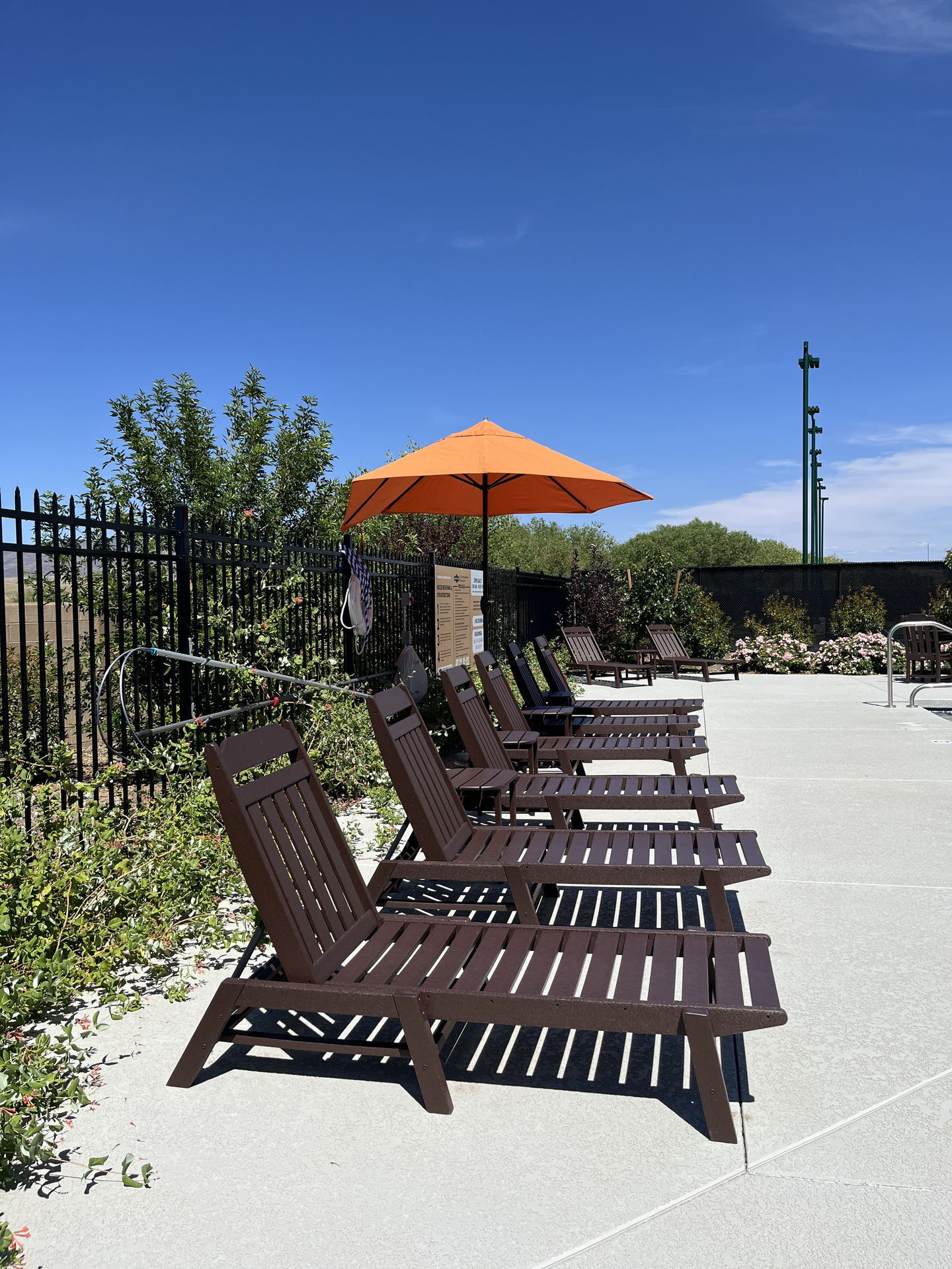 Desert Pines Resort