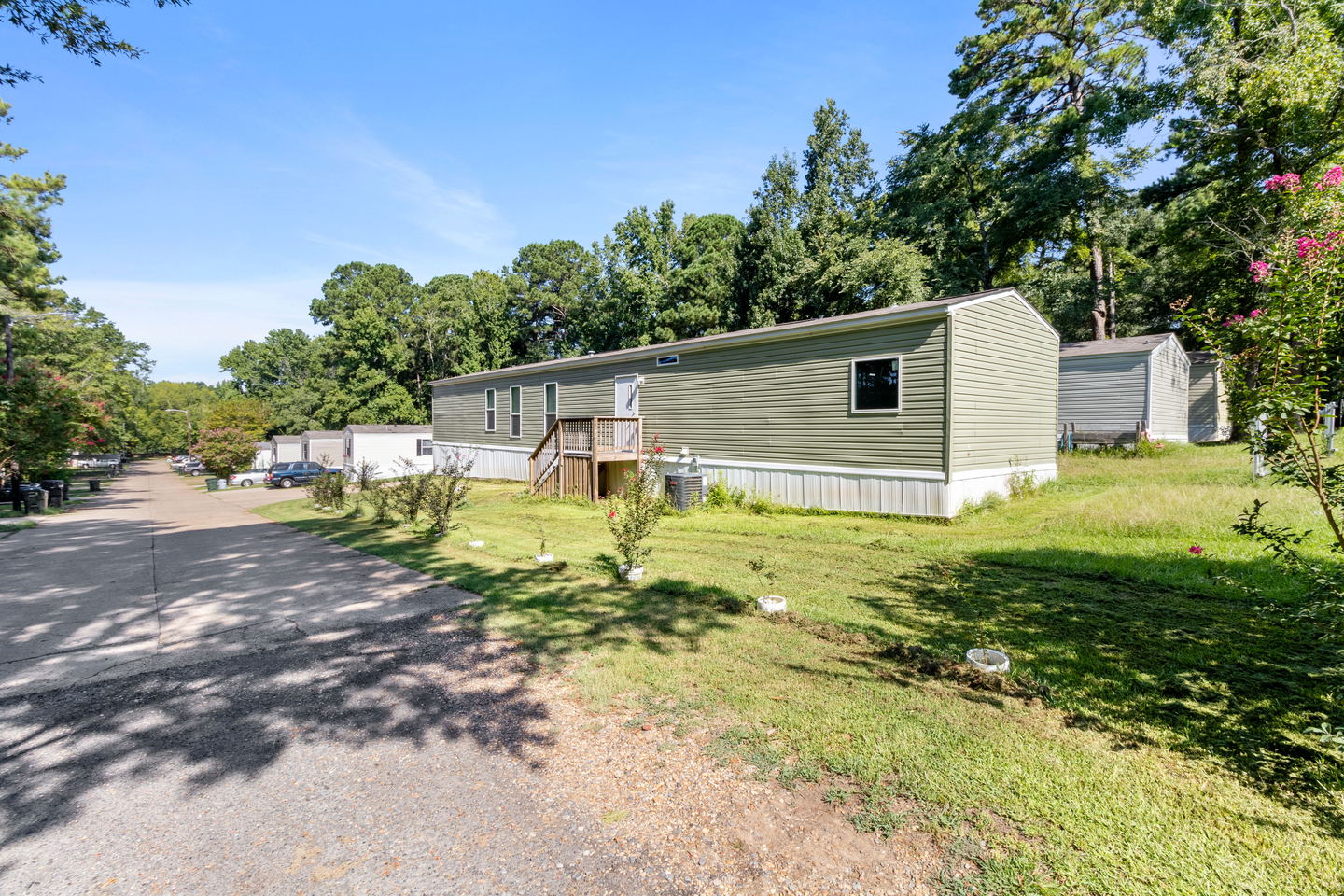 Glen Leaf Homes & RV Community