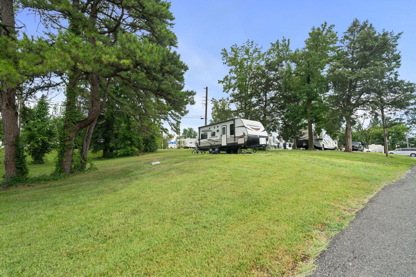 Pine Grove Homes & RV Community