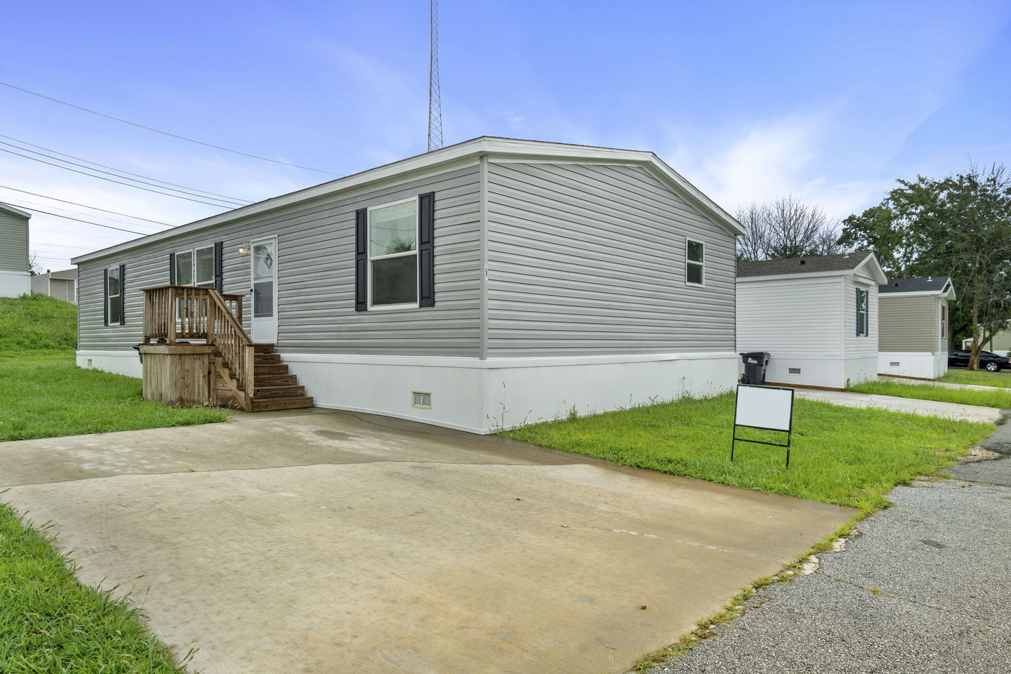 Pine Grove Homes & RV Community