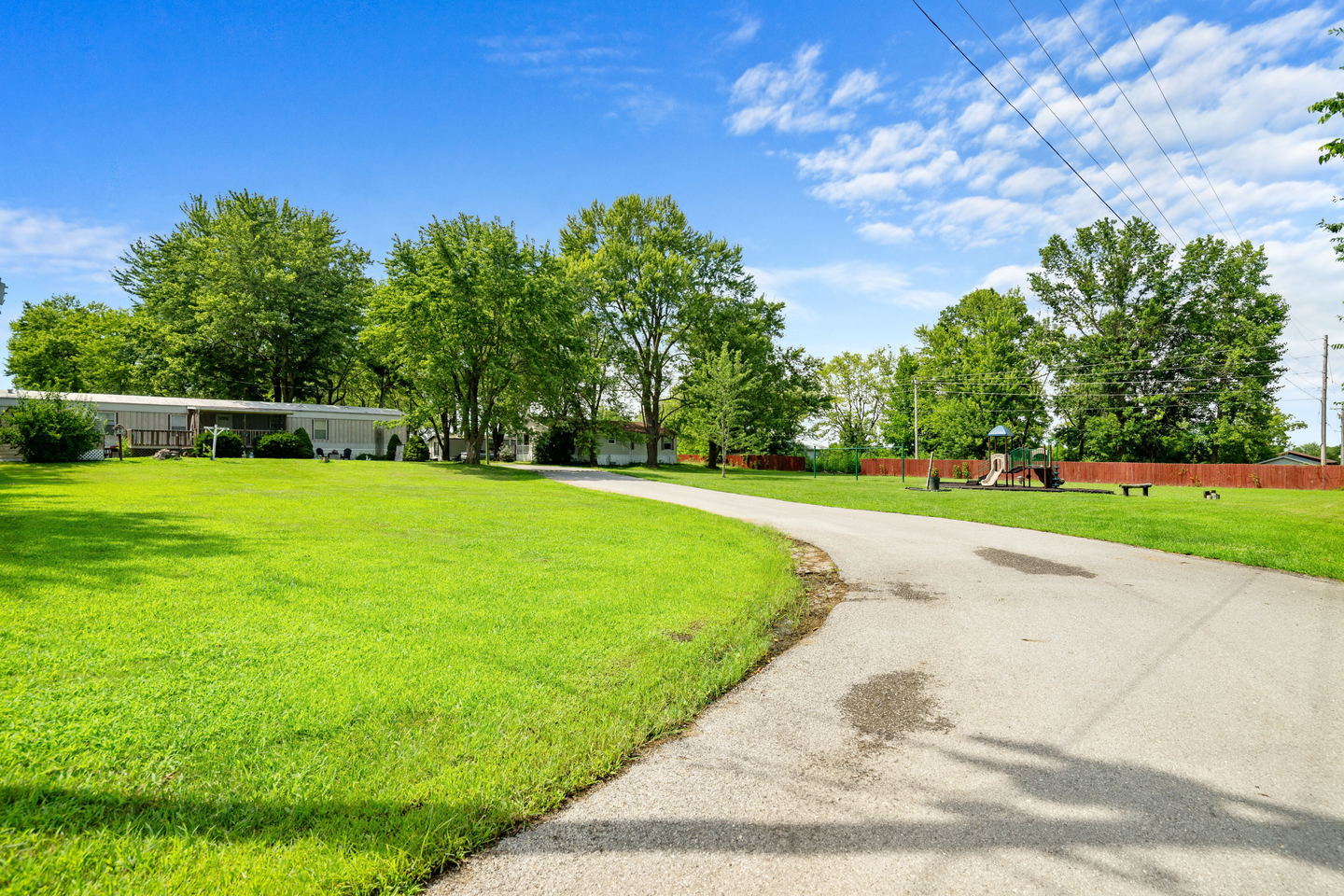 Red Maples Homes & RV Community