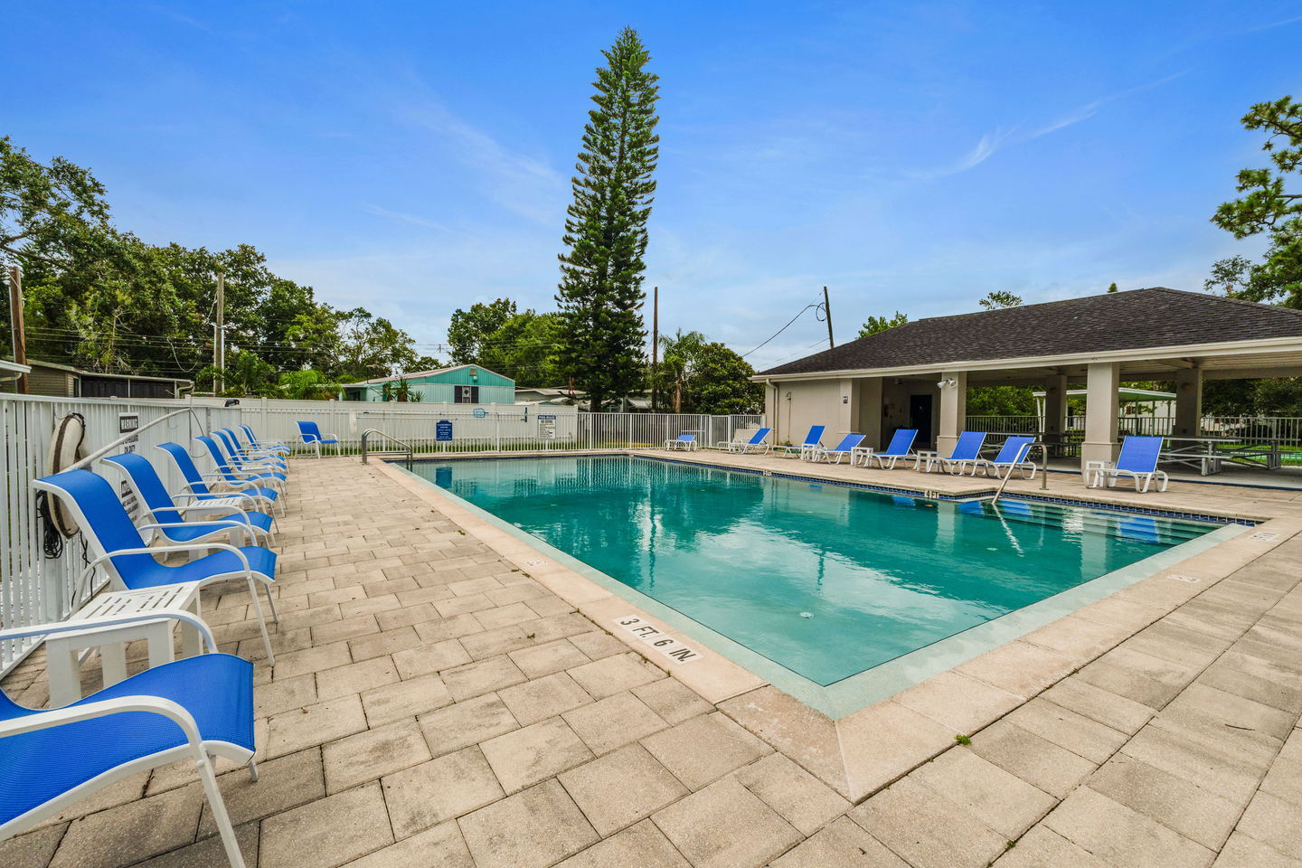 Rose Lake Estates