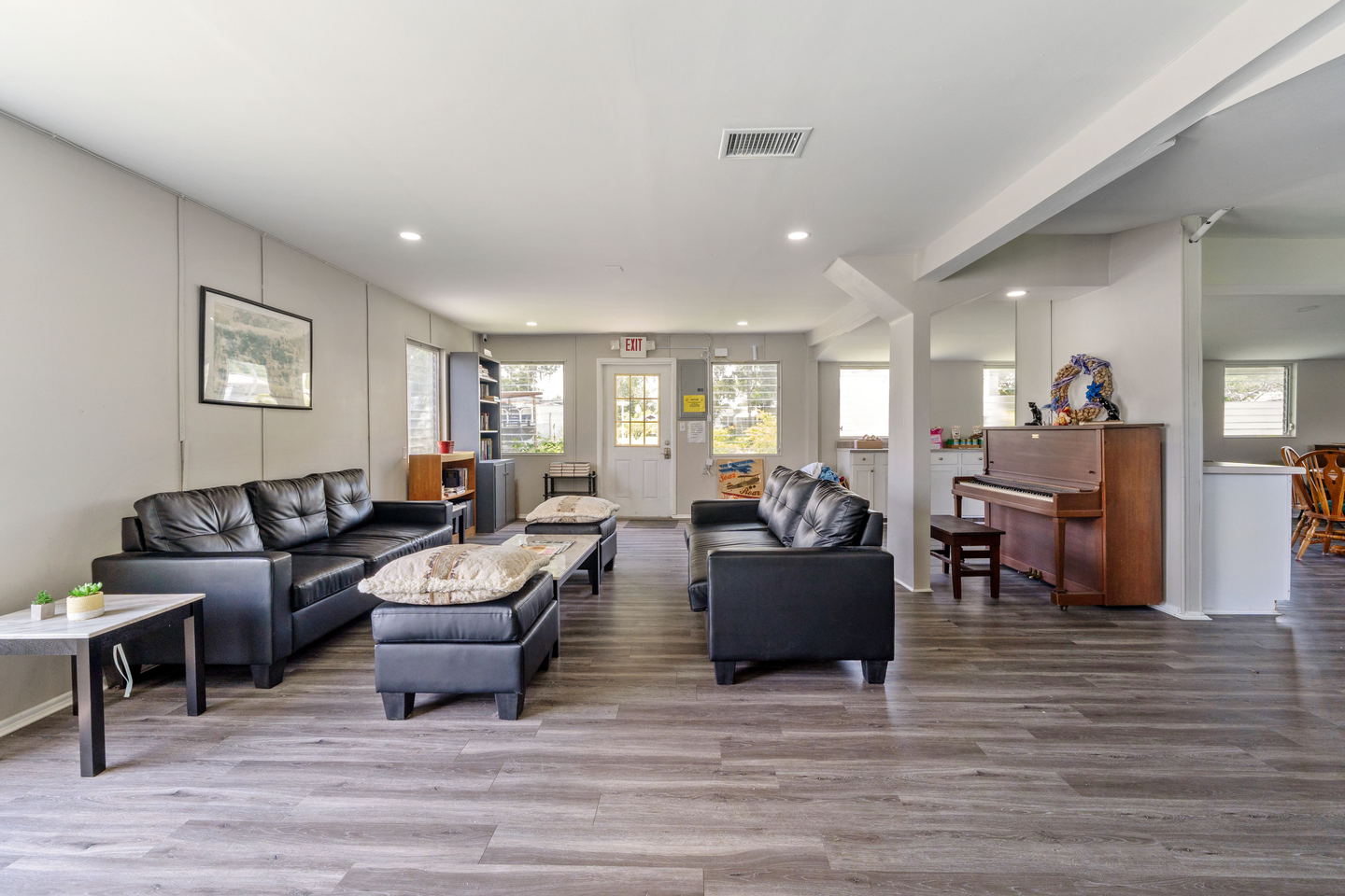Sunny Pines Homes & RV Community